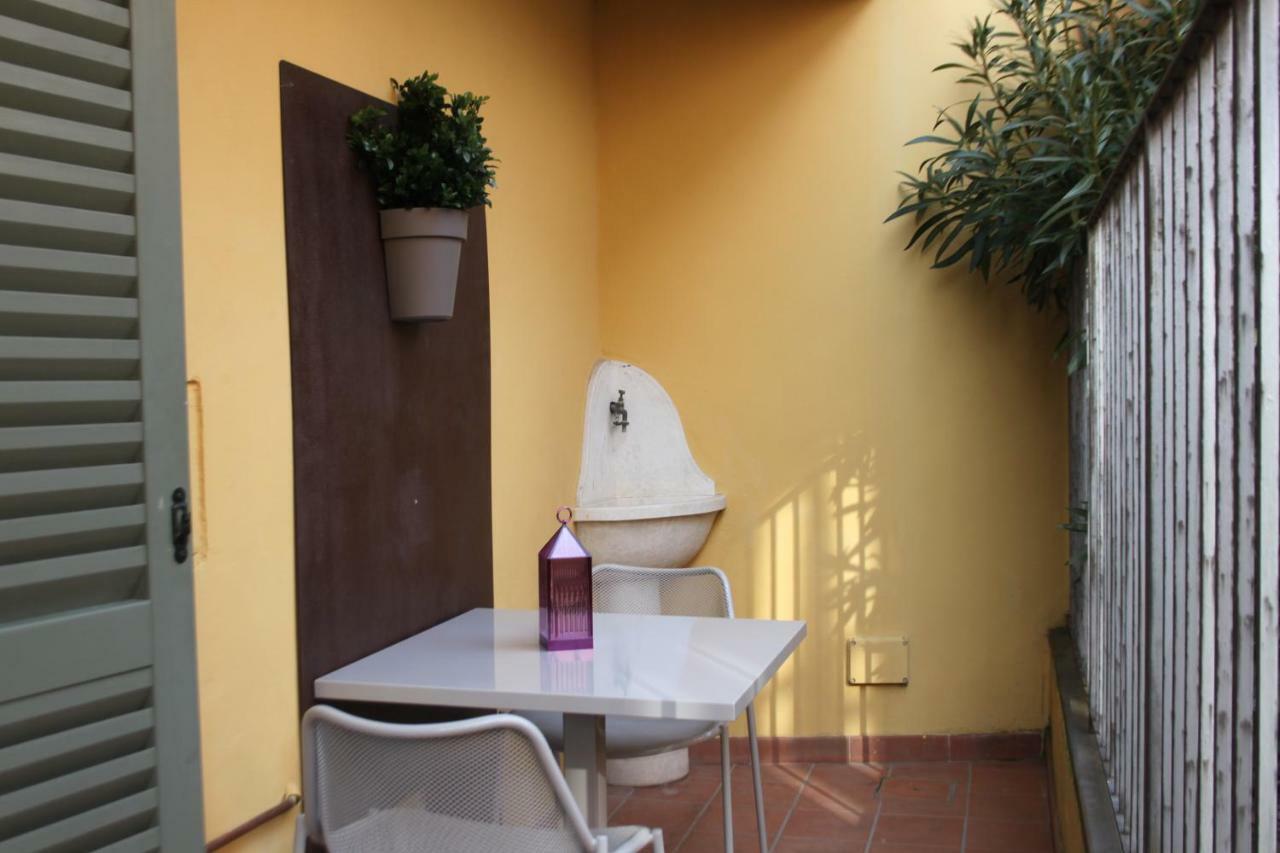 Goccia Di Lago Desenzano del Garda Exterior foto
